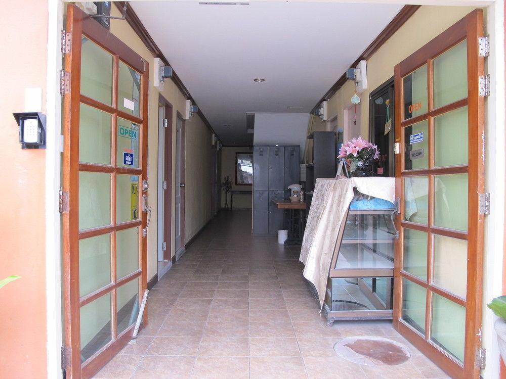 Aura House Pattaya Exterior foto